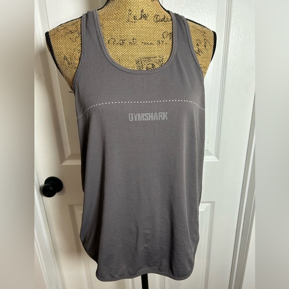 Gymshark Tops - Gymshark Light Gray Athletic Top